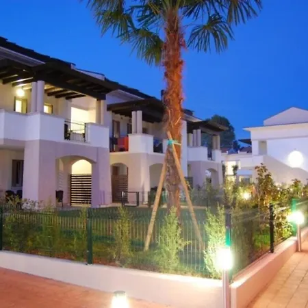 Homely With Swimming Pool In A Village * 비비오네